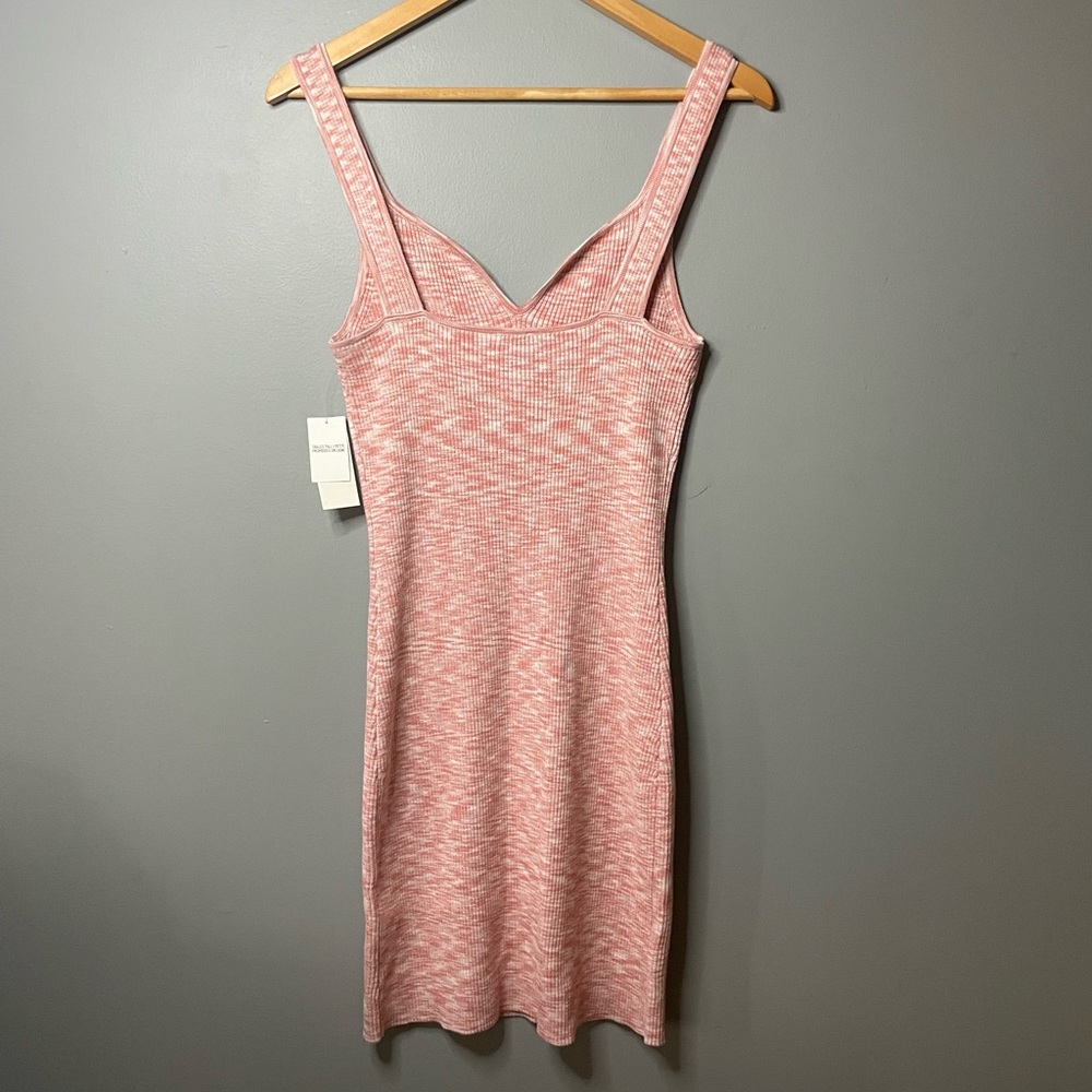 BNWT Abercrombie Pink Knit Mini Dress Large Tall - Picture 2 of 4